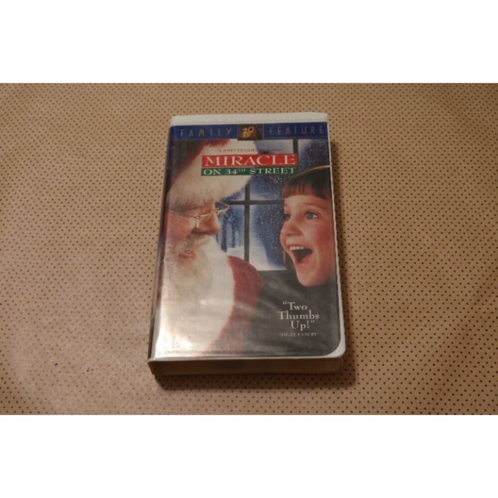 Miracle on 34th Street VHS